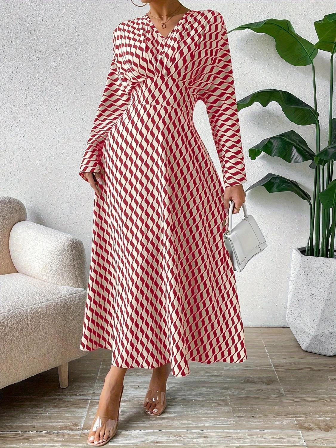 Geometric Printed V-neck Long-sleeved, Cinched-waist Elegant Office Clothing