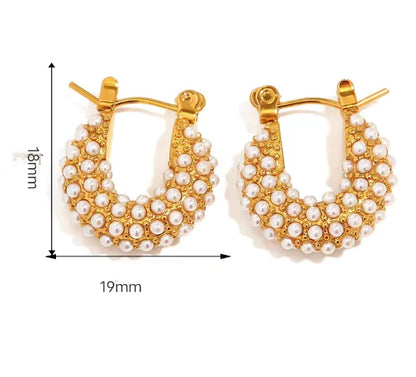 U-Shaped Pearl Design Earrings in Titanium Steel