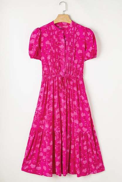 Vestido midi fluido con cordón y plisado con estampado floral en rojo rosa