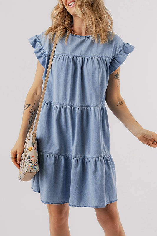 Vestido vaquero azul Beau con volantes, mangas cortas y corte A escalonado