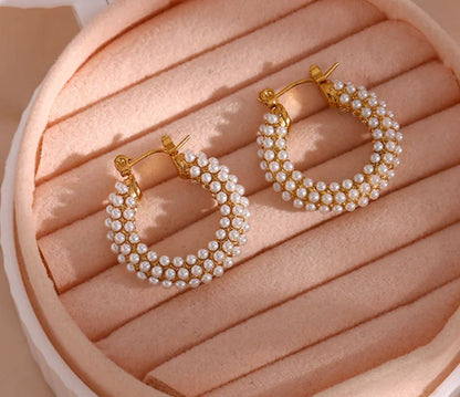 U-Shaped Pearl Design Earrings in Titanium Steel