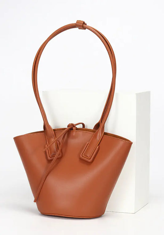 Chic Cowhide Shoulder Tote